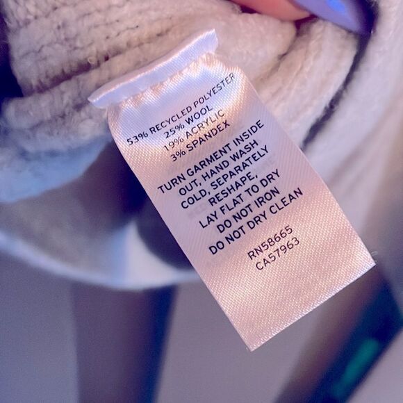 Nordstrom cable knit embellished sweater new no tags - Picture 6 of 7